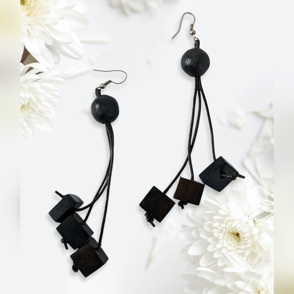 Handmade African wooden Earrings black dangling blocks - Picture 1 of 4